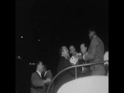 CAN209 HEAVYWEIGHT BOXING CHAMPION CASSIUS CLAY ARRIVES IN CAIRO TO A WARM WELCOME News Clip