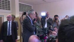 CLEAN : Green candidate votes in Austrias key presidential runoff News Clip