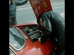 SYND 16-6-72 ROAD-BLOCKS BY POLICE, AFTERMATH OF POLICE SEIGE Instructional Video