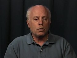 The AP's Barry Wilner discusses where some big name free agents might decide to play for the next few years. Arizona quarterback Kurt Warner visited the 49ers. Baltimore linebacker Ray Lewis might end up staying with the Ravens. (March 4) News Clip