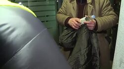 CLEAN : French volunteers offer homeless relief from cold News Clip