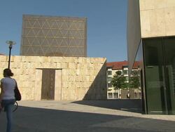JÃƒÂ¼disches Zentrum Jakobsplatz, synagogue, panning shot Stock Footage