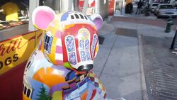 Virginia Ali entering Ben's Chilli Bowl News Clip