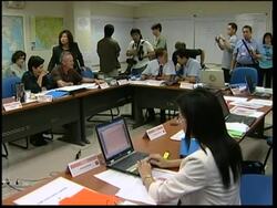 WHO stages drill to test ability to deal with bird flu human pandemic Instructional Video