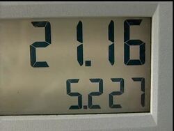President Barack Obama has announced a new fuel and emission standard that he says will, at last, put the United States on the road to a cleaner environment and better fuel efficiency. News Clip