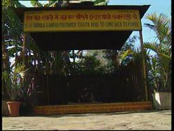 INDIA: ASTROLOGERS PREDICTING RESULTS OF NATIONAL ELECTIONS News Clip