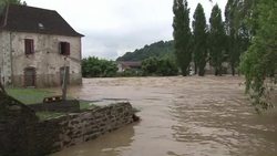 CLEAN : 84 year old man dies in French Basque country floods News Clip