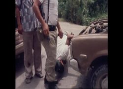 RR8018A PERU THE COCAINE CLEAN UP News Clip