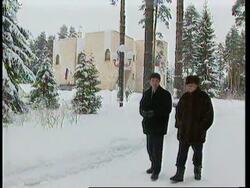 RUSSIA: VALDAI: PRESIDENT YELTSIN APPEARS IN GOOD HEALTH ON HOLIDAY News Clip