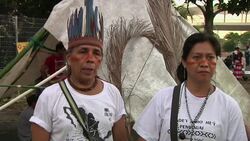 Relatives of missing 43 students arrive in Rio Instructional Video