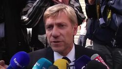 Air France pilots demonstrate outside of parliament News Clip