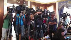 CLEAN : Hollande want to continue helping refugees in Iraq News Clip