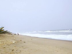 WS PAN View of boats at coast / Puri, Orissa, India Stock Footage