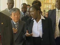 WHO Director General visits HIV clinic, bird flu comment News Clip