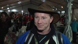 Aus families gather for Gallipoli service Instructional Video