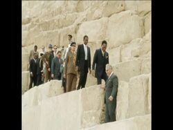 SYND 8 11 71 PRESIDENT MOBUTU VISITS PYRAMIDS AND GREAT SPHINX OF GIZA DURING VISIT TO EGYPT Instructional Video