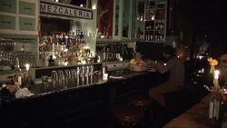 Lack of electricity doesn't deter people from visiting bars and restaurants News Clip