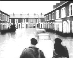 MOVIETONE PRESENTS - REVIEW 70 - News Clip