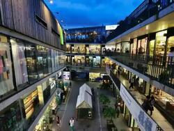 MS T/L People shopping and having tour in Ssamziegil building in Insadong tour area / Seoul, South Korea Stock Footage