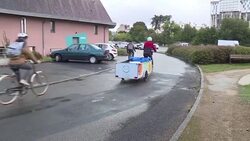 VOICED : France: Waste-collecting cyclists catch the UN's eye News Clip