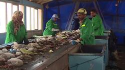 CLEAN : Morocco trash pickers help fight global warming News Clip