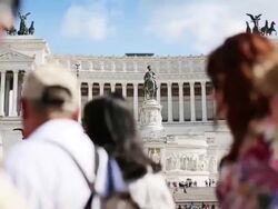 Vittorio Emanuele or Altare della Patria Monument in Rome Stock Footage