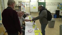 CLEAN : Prague: Czechs vote in round two of presidential election 2 News Clip