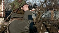 CLEAN : Ukrainian nationalists gear up for battle near Donetsk News Clip