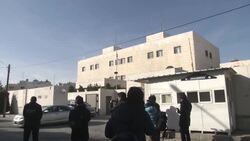 Japanese deputy FM continues mission in bid to save other hostage News Clip