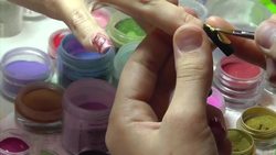 Works of art on the tips of your finger News Clip