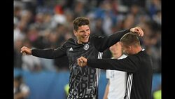 CLEAN : Football: Germany's Gomez quits Besiktas after Turkey coup News Clip
