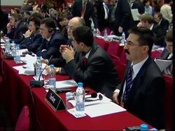 WRAP EU financial pledge, Tamiflu offer, Turkish appeal News Clip