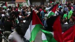 CLEAN : Palestinians bury slain teen clashes hit E Jerusalem News Clip
