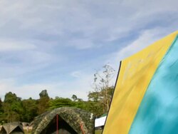 Time lapse of Peoples striking tents Stock Footage