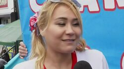 "Black Widow" loses women's contest, "Jaws" wins, proposes to girlfriend News Clip