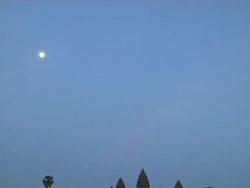 Tilt Down Reveal Shot Evening Angkor Wat Siem Reap Cambodia Stock Footage