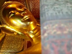 MS PANView of  giant reclining buddah In Wat Pho Temple / Bangkok, Bangkok, Thailand Stock Footage