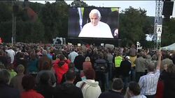 Pope Benedict XVI celebrates mass at Etzelsbach News Clip