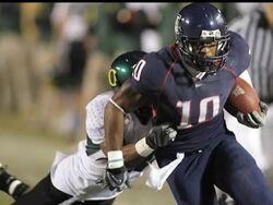 Number-two Oregon's national title hopes ended Thursday night, with a 34-24 upset loss at Arizona. Senior quarterback Dennis Dixon left the game with a knee injury after scoring a touchdown News Clip