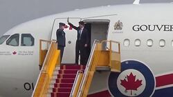 CLEAN : Justin Trudeau arrives in Vietnam ahead of APEC summit News Clip