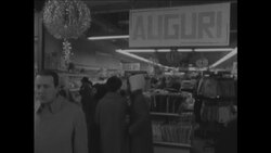 CAN883 SCENES OF FLORENCE AT CHRISTMAS AS PEOPLE DO THEIR SHOPPING Instructional Video