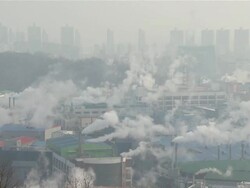 WS View of factory district which vomit forth smoke / Ansan, Gyeonggi-do, South Korea Stock Footage