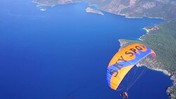 Enjoy the paragliding in Oludeniz. Stock Footage
