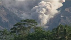 Indonesia volcano in fresh eruptions News Clip