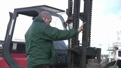 CLEAN : No fish no business French fishermen disgr News Clip