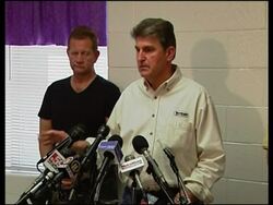 WRAP 25 dead in US mine blast, worst since 1984, reax News Clip