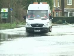 Flood levels continue to rise along parts of the Thames News Clip