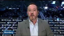 Oil Hits $40 Again: Is It Time for a Pullback? News Clip