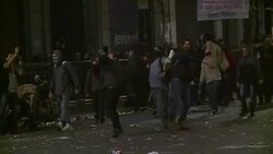CLEAN : Argentina: clashes erupt between police and protestors News Clip