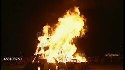 Bonfire display burning News Clip